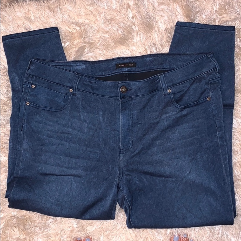 Soft blue denim pant. Size 22W - Picture 2 of 4